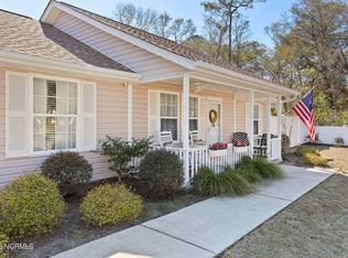 9261 Landing Dr SW, Calabash, NC 28467
