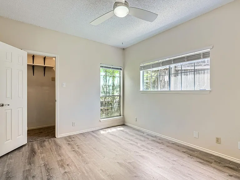 700 S 1st St #101 — Photo 12