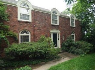 752 Pinetree Rd, Pittsburgh, PA 15243