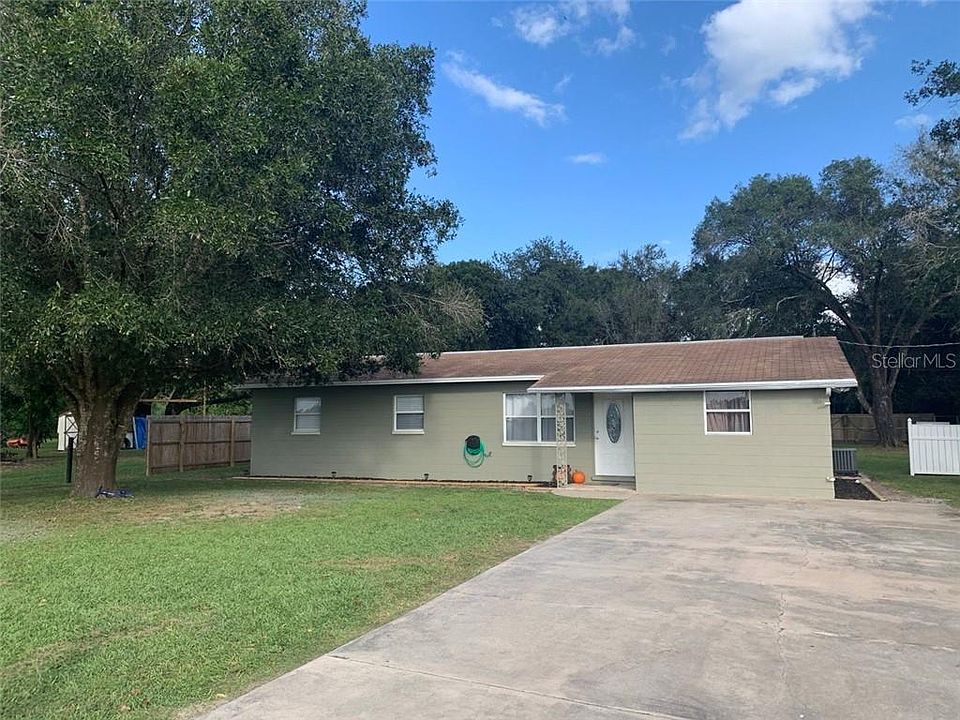 1st image of 3854 NE Masters Ave