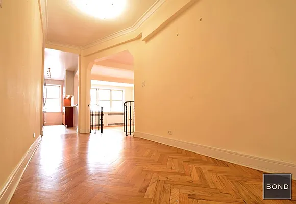 Rented by Bond New York | media 15