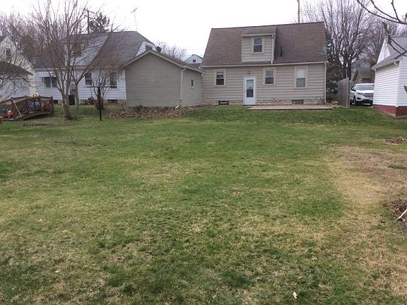 4th image of 699 Hale Ave