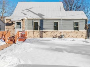 34919 N Decorah Ave, Ingleside, IL 60041