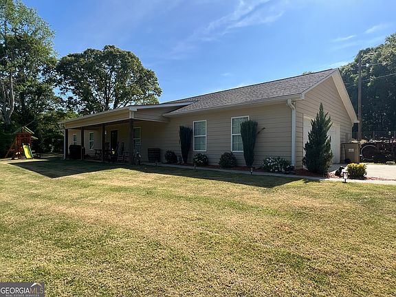 4th image of 958 Hale Rd