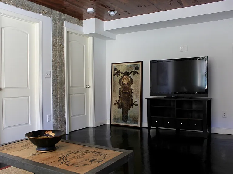 3535 Roger Pl — Photo 10