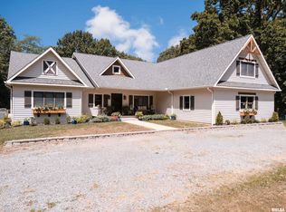 18145 Lone Oak Ter, West Frankfort, IL 62896