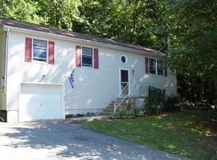288 Rudetown Rd, Hamburg, NJ 07419