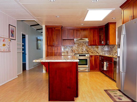 3rd image of 3063 Oakbridge Dr #3063