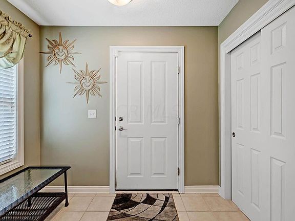 3rd image of 209 Tamarack Dr #7