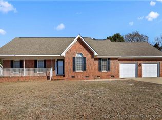 3521 Harrisburg Dr, Fayetteville, NC 28306