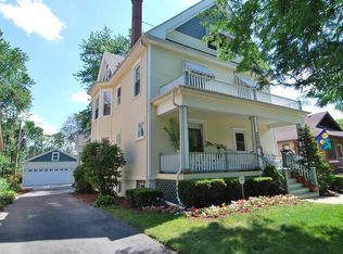 2253 W 109th St, Chicago, IL 60643