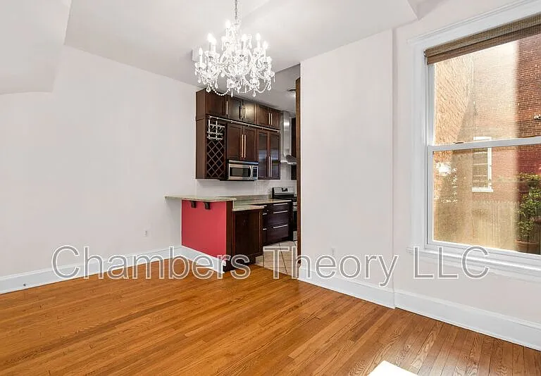 1745 1st St NW — Photo 16