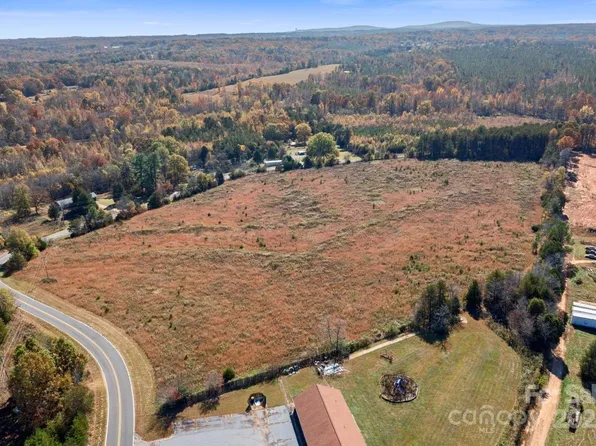 2405 Jb Rd #1, Claremont, NC 28610