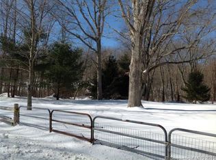 28 Witter Rd, Salem, CT 06420