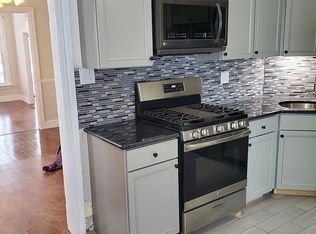 30 N Hellertown Ave, Quakertown, PA 18951