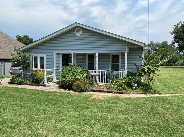 2926 Oak Ave, Midwest City, OK 73130