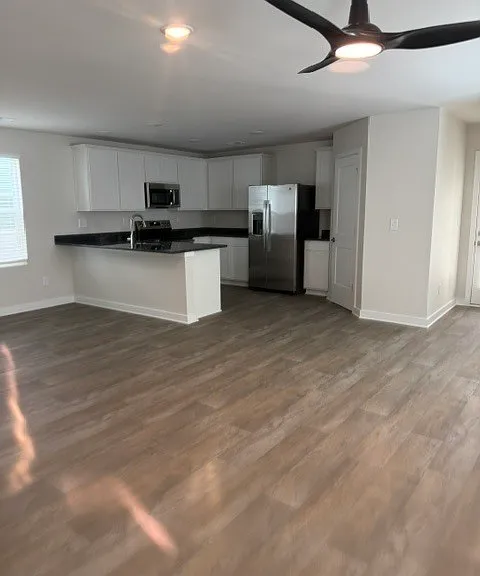 4812 Station Ln — Photo 2