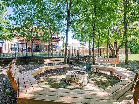 2nd image of 3600 Blanco Creek Trl