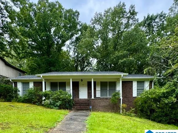613 Tupelo Rd, Center Point, AL 35215