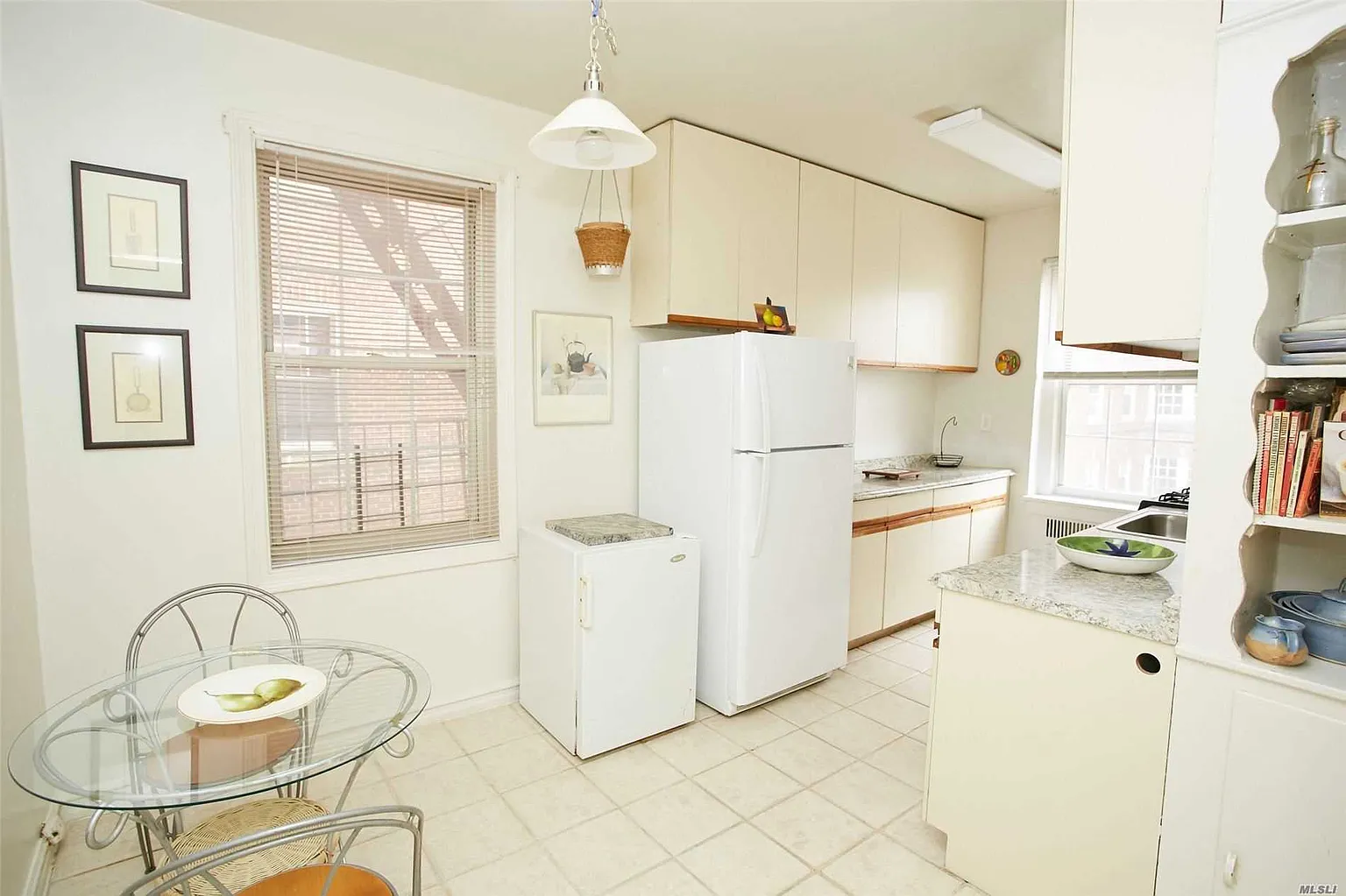 175-06 Devonshire Rd #3A photo 1