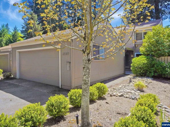 6589 Fairway Ave SE, Salem, OR 97306