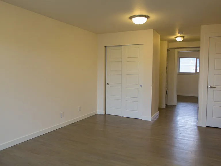 Camerlu Park Apartments - Located in Fremont — Photo 23