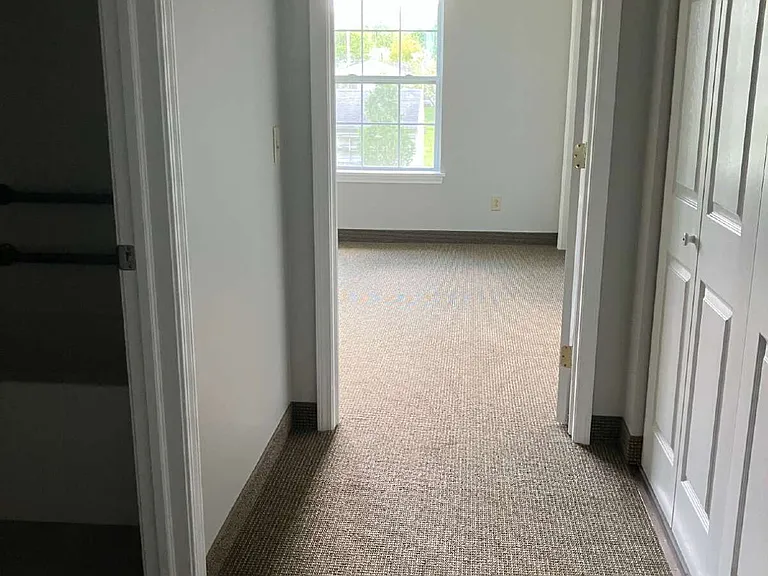 1027 Whitney Rd E #1 — Photo 19