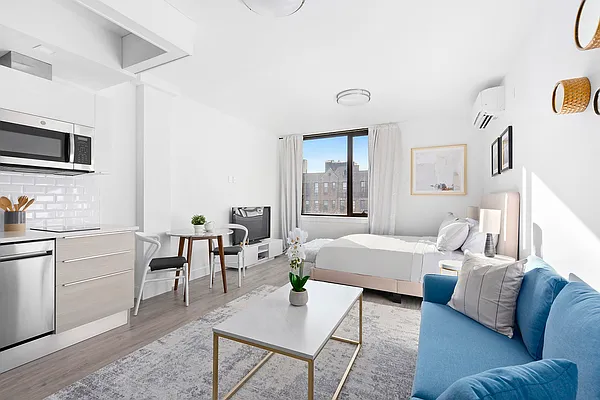 Rented by Compass | media 14