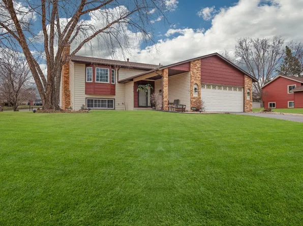 4614 Beacon Hill Rd, Eagan, MN 55122