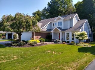 128 Eaglesfield Way, Fairport, NY 14450