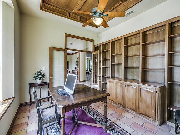5th image of 1817 Woodland Blvd