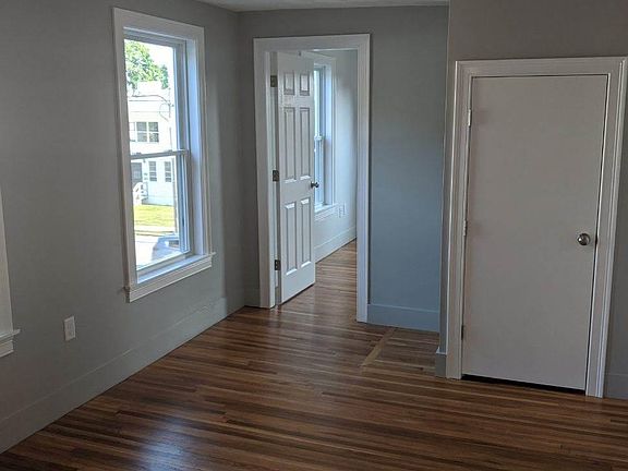4th image of 102 Groveland St #2