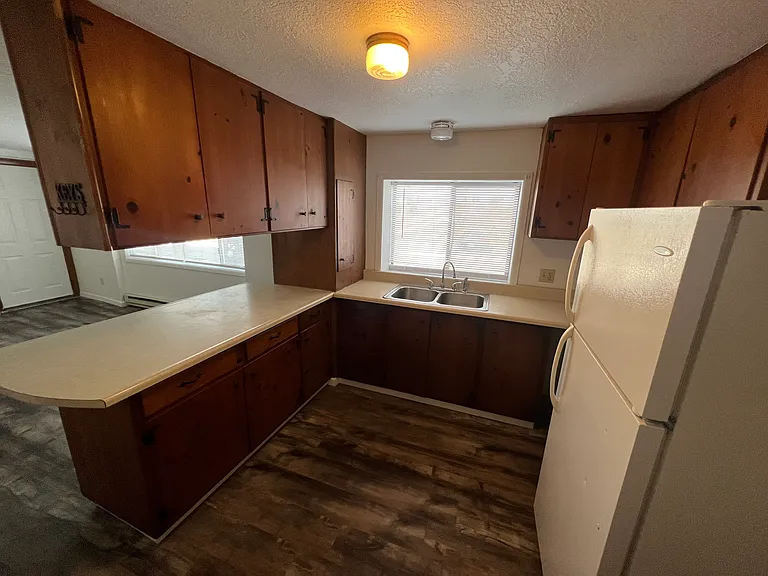 1005 Foys Lake Rd — Photo 9