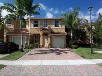 1st image of 203 Riverwalk Cir