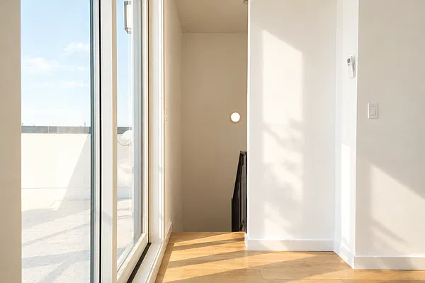 Bedroom, photo 10