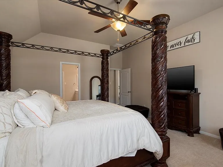 2127 Blossomcrown Dr — Photo 9