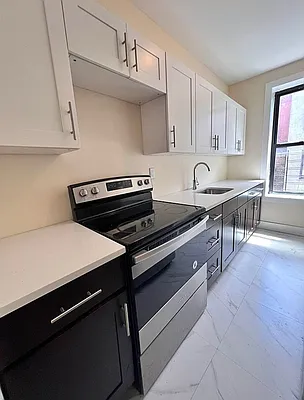 Rented by Arché Nest | media 10