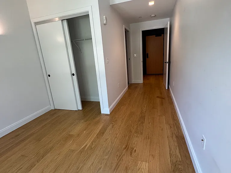 87 Gardner St — Photo 5