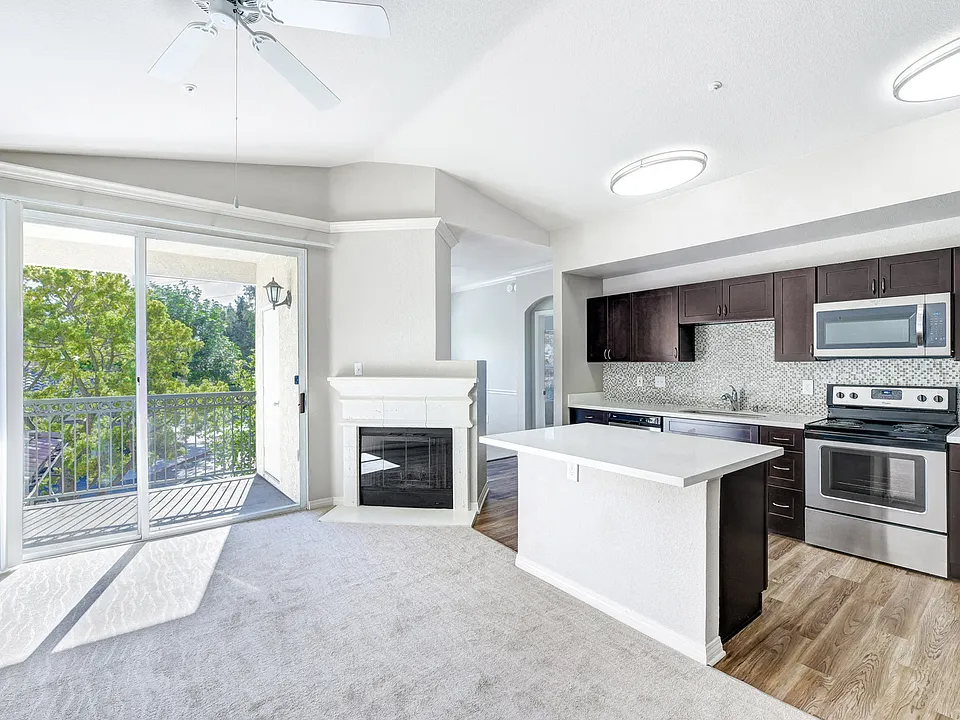 All homes have 9 ft. or vaulted ceilings