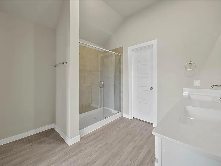 1016 Brighton Orchards Ln — Photo 23
