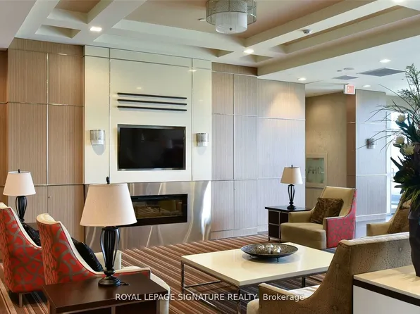 2 Eva Rd, Toronto, ON