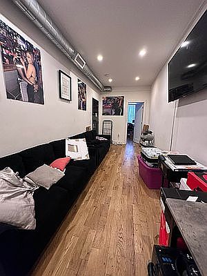 4th image of 74 Mac Dougal St #2L