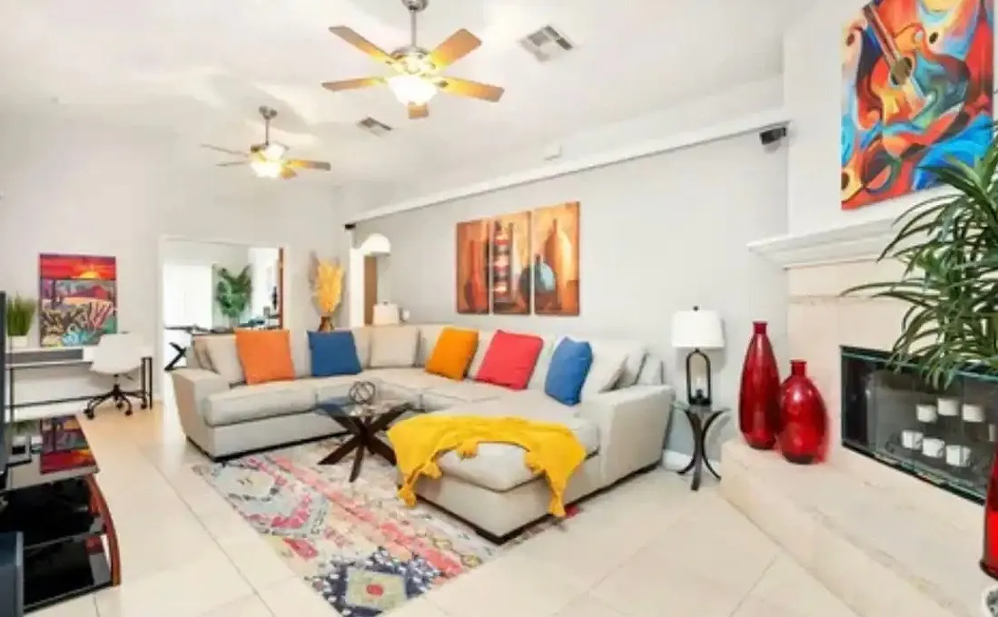 Building Photo - 53220 Avenida Navarro