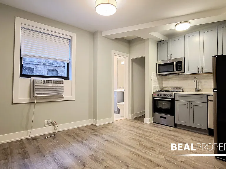 505 West Belmont Ave — Photo 68