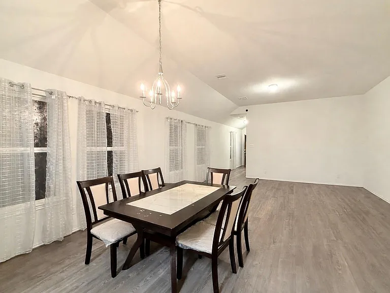 15515 Islandview Ln — Photo 5