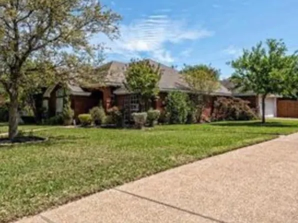 904 Oakmont Dr, Hewitt, TX 76643