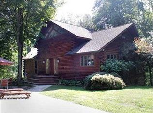 12 Shady Ln, Freeport, PA 16229