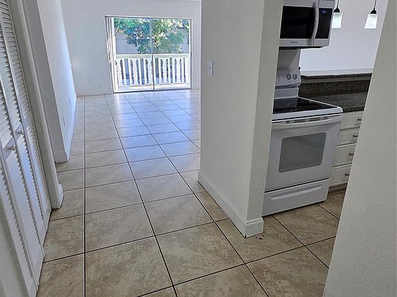 2nd image of 15205 NE 6th Ave APT D206