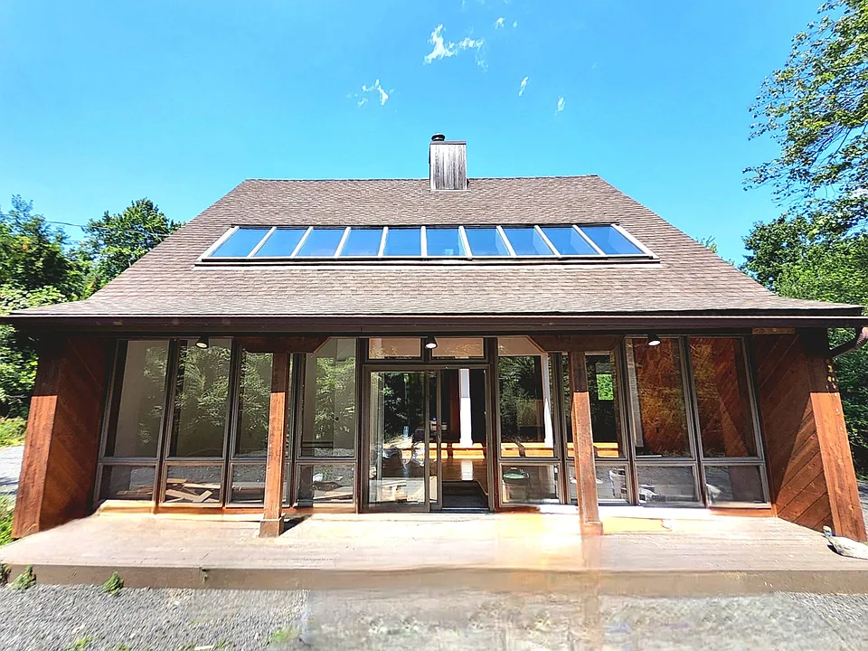 23 Eastview Rd