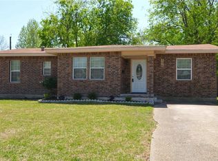 206 E Linda Dr, Garland, TX